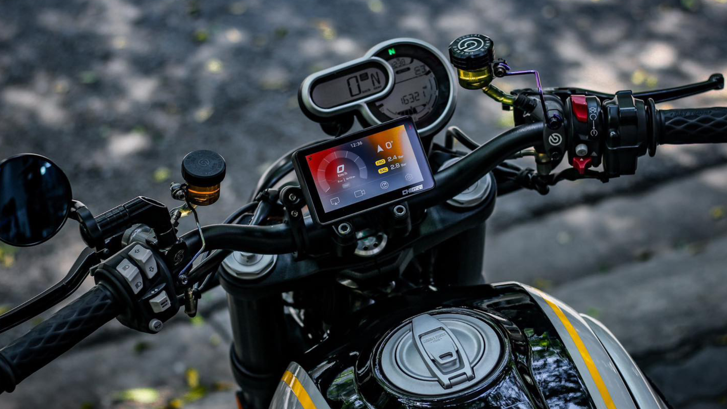 10 Common Misconceptions About Smart Motorcycle Displays