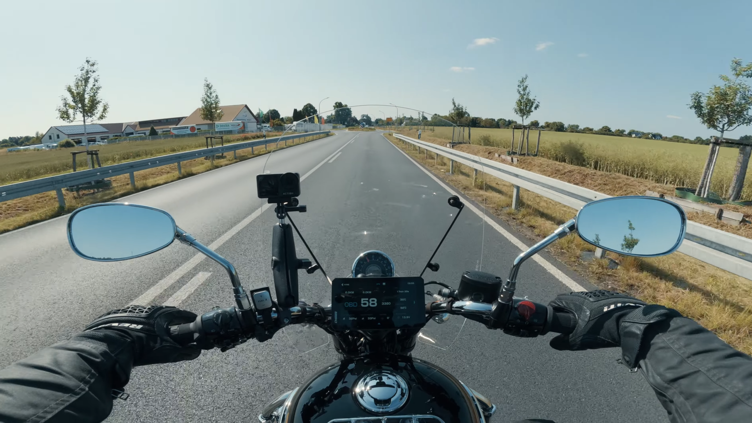 5 Essential Navigation Tips for Safe Motorcycle Touring