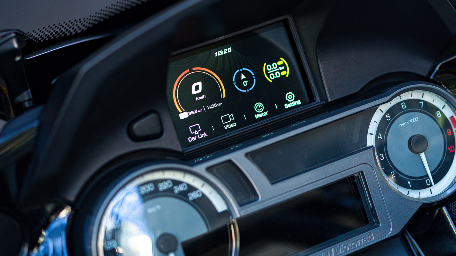 Best 5" Motorcycle Navigation Systems Like Car