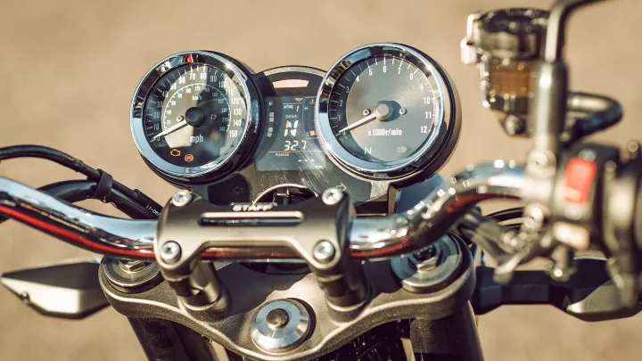 Kawasaki Z900RS 2026: Retro Style Meets Smart Navigation