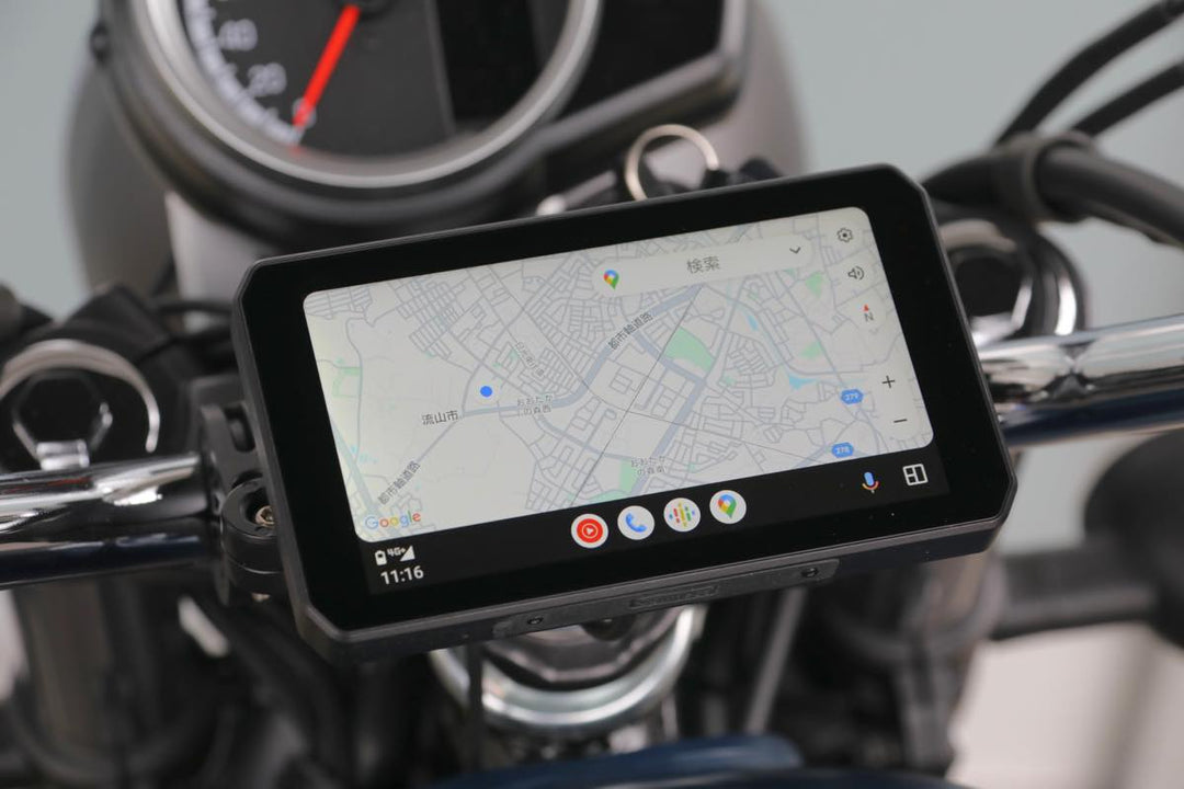 Is installing a phone on the handlebars outdated?