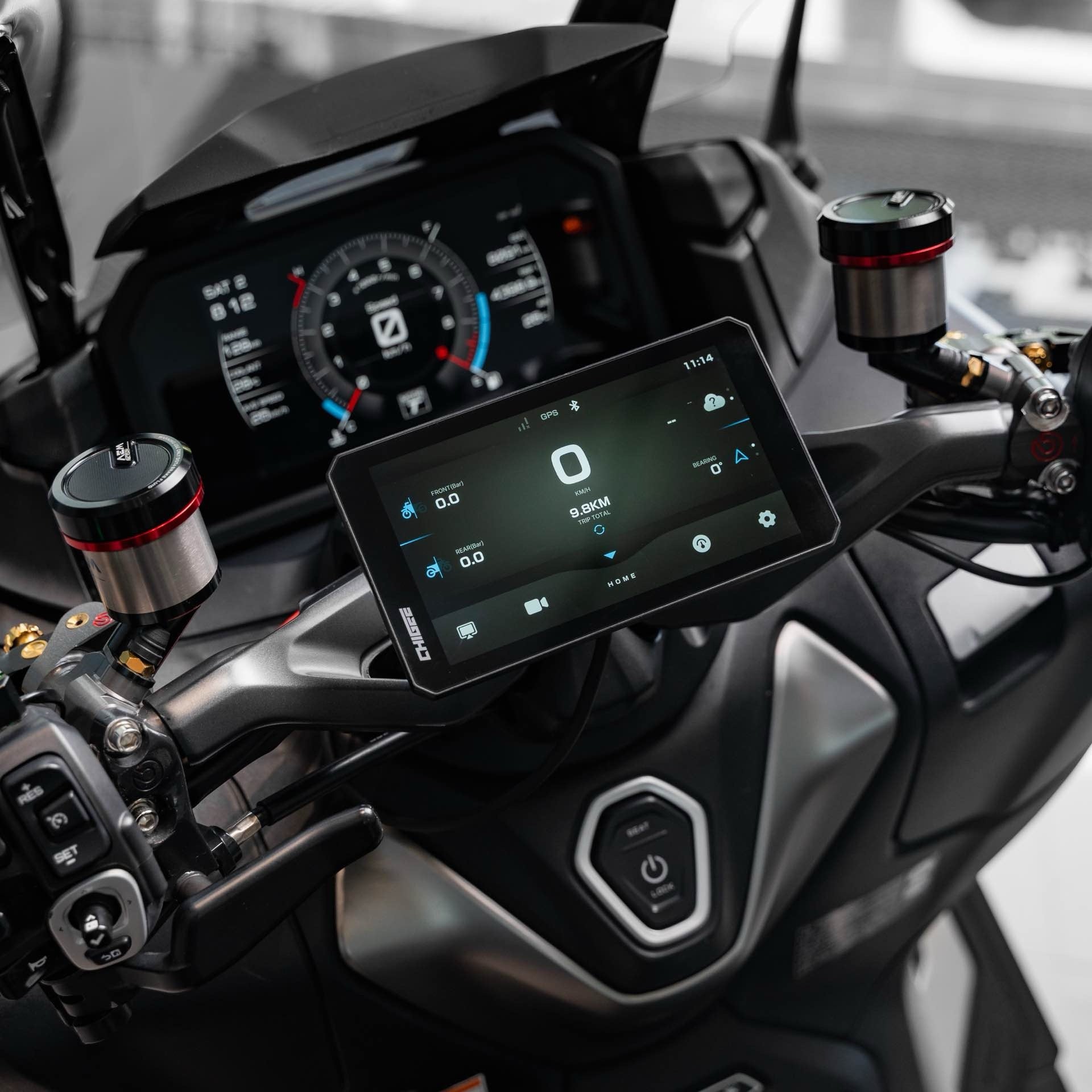 Yamaha TMAX560-spezifische Halterung für Chigee Display
